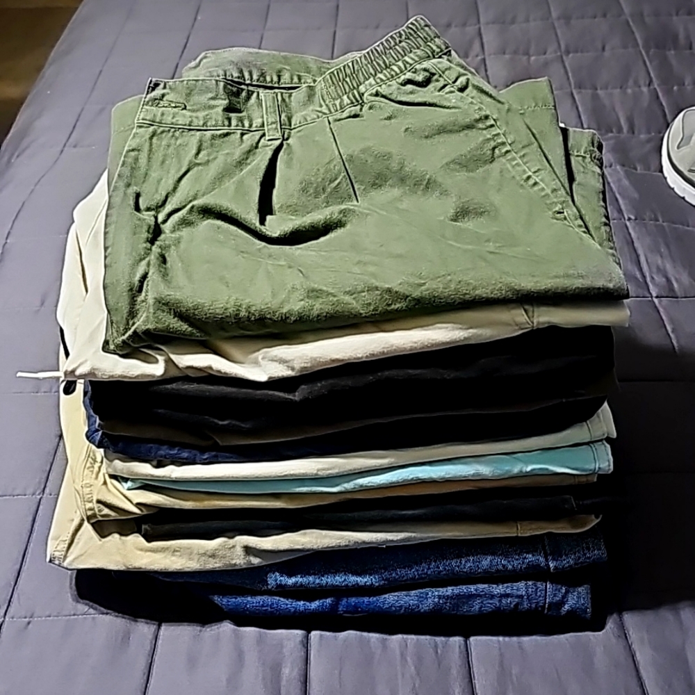 Size 42/44 Men's Shorts Bundle